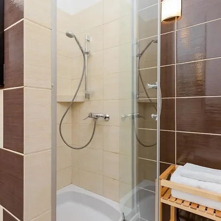 Daire Cracow Plac Wolnica By Renters
